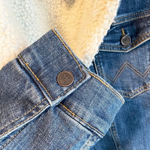 Wrangler Sherpa Denim jacket - Size XL - Picture 8 of 8